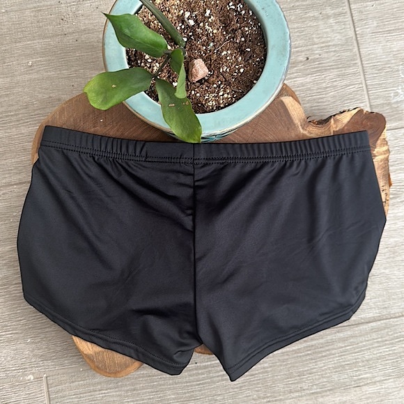 JM - Picture 3 of 12